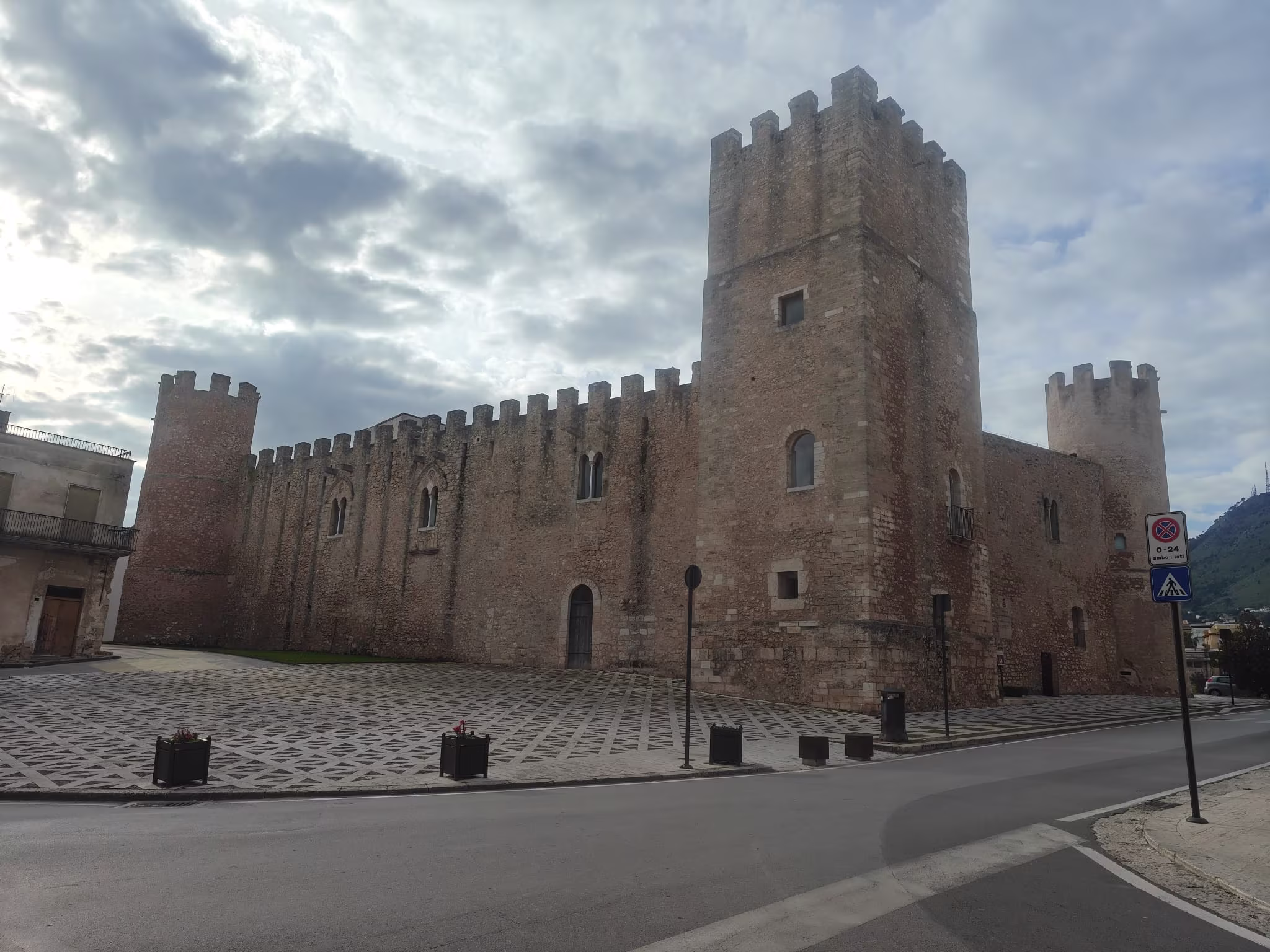 Tour di Alcamo al castello dei conti di modica